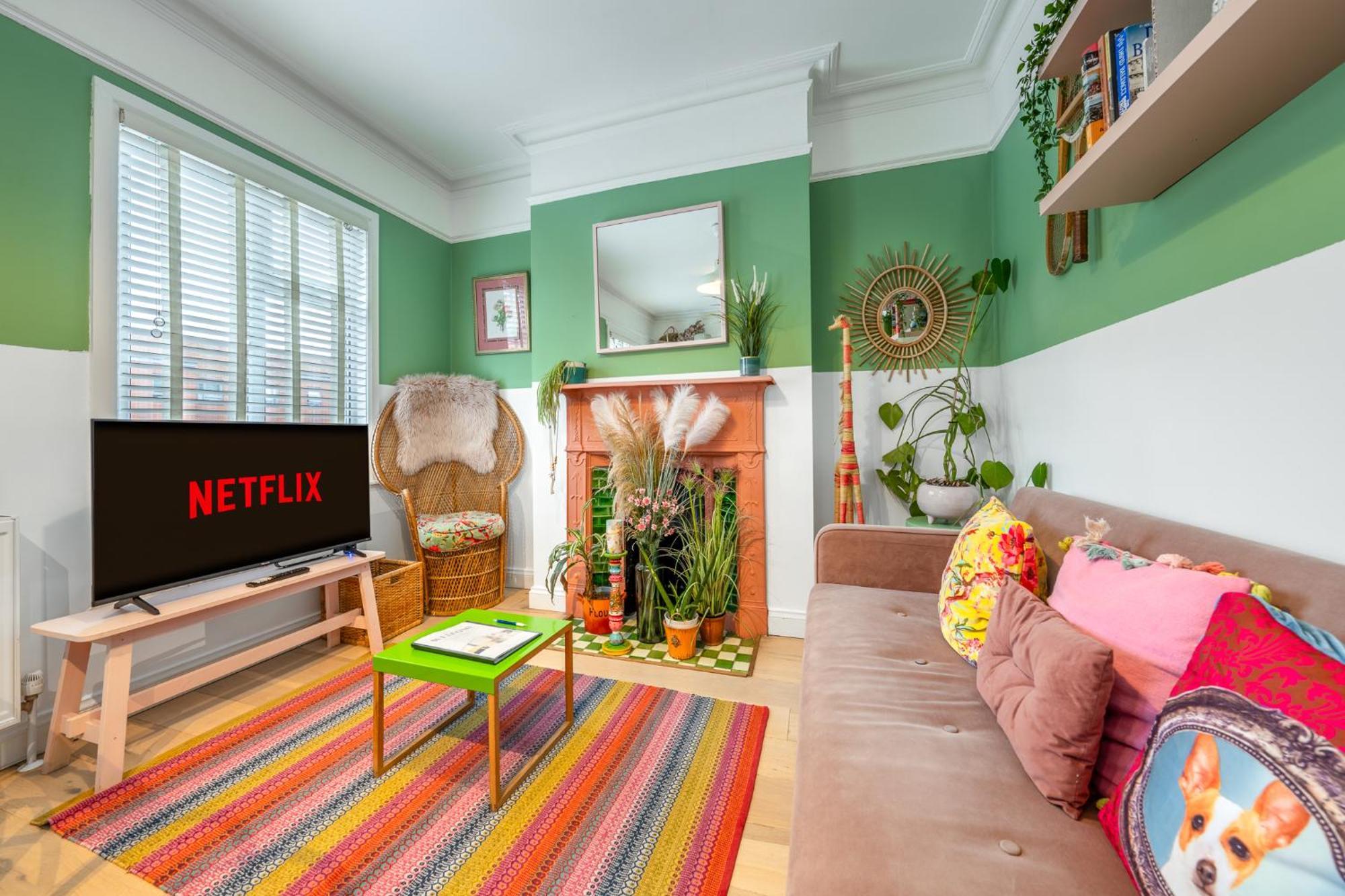 Claremont B - Apartment
